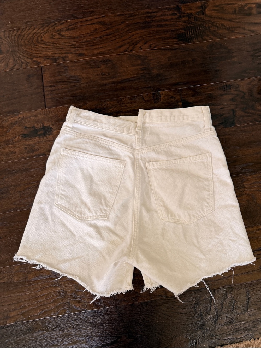 AGOLDE white denim shorts - Picture 2 of 10